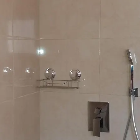 2 Bed In Pueblo Evita Appartement Benalmádena